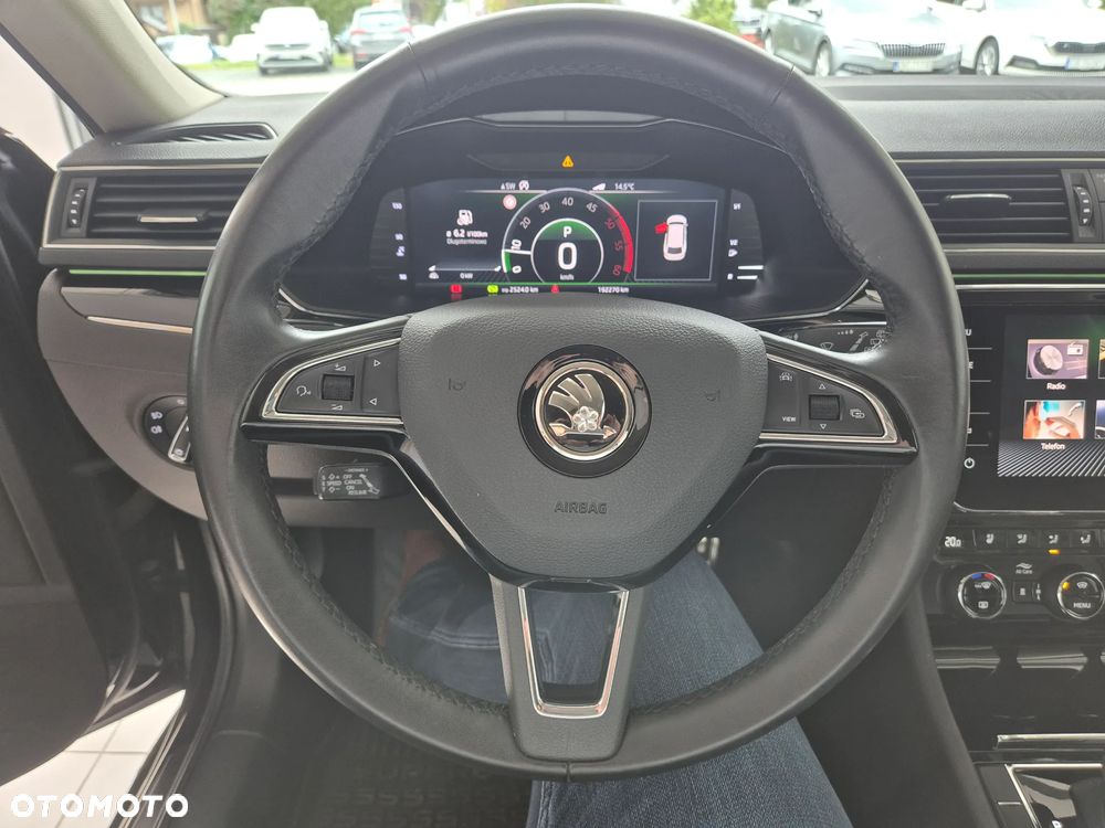 Skoda Superb 2.0 TDI 4x4 L&K DSG - 21