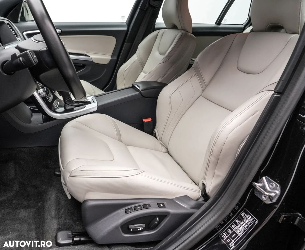 Volvo V60 - 13