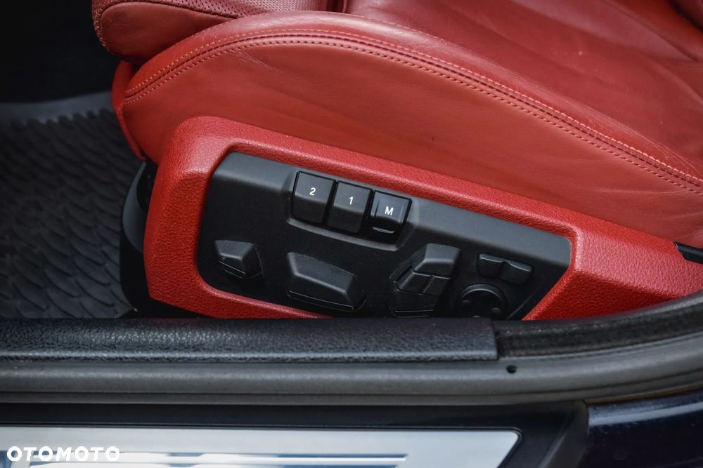 BMW Seria 6 650i xDrive - 35