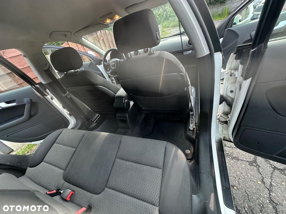 Audi A3 Sportback 1.9 TDI Ambiente - 12