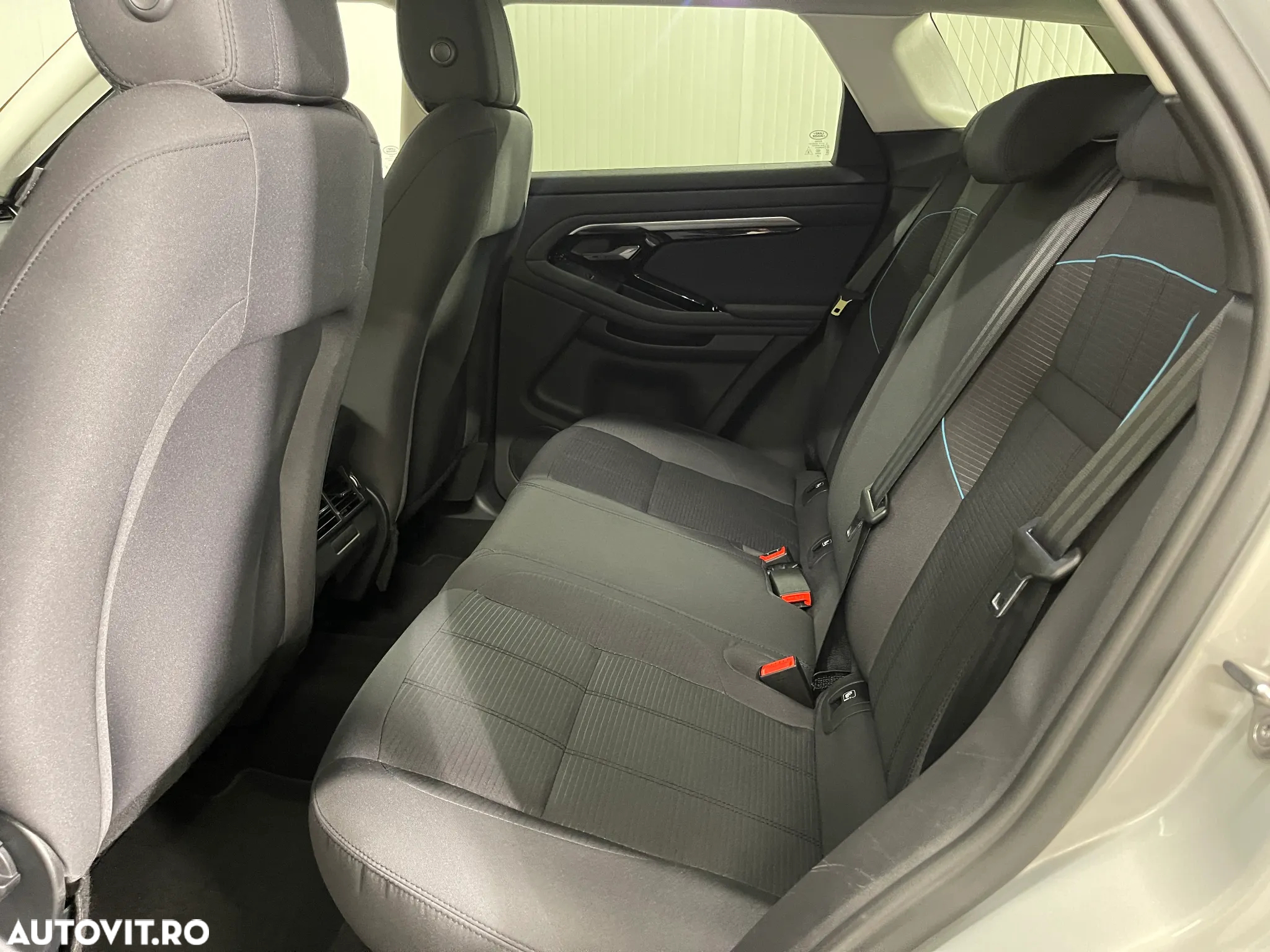 Land Rover Range Rover Evoque 2.0 D165 MHEV - 11