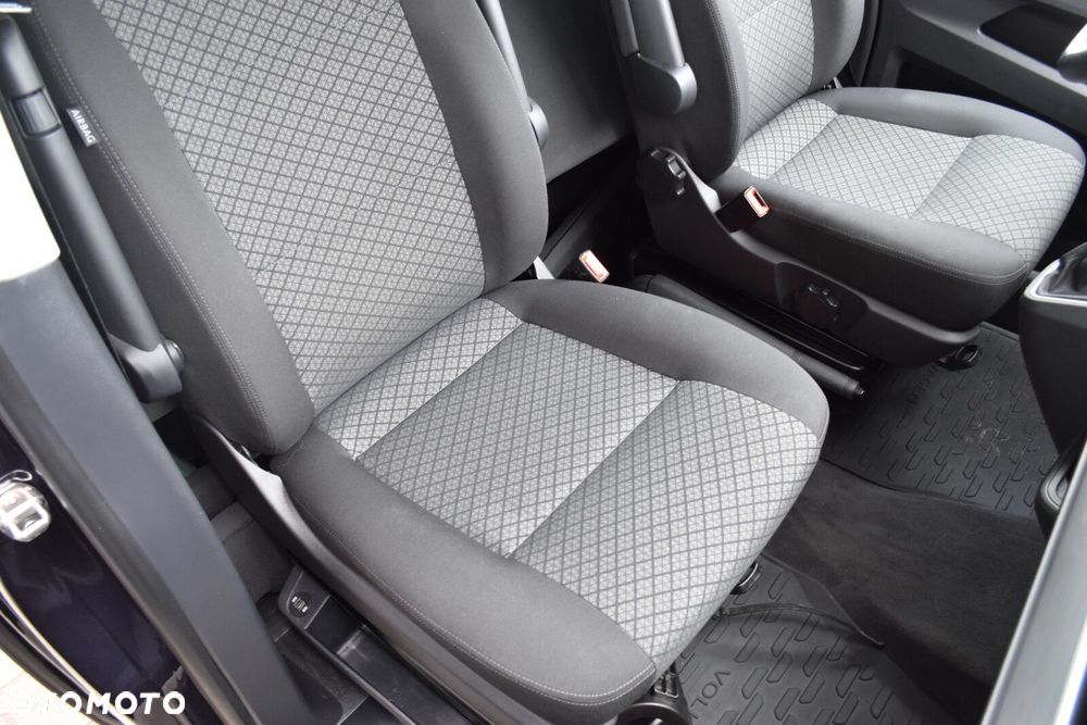 Volkswagen California - 38