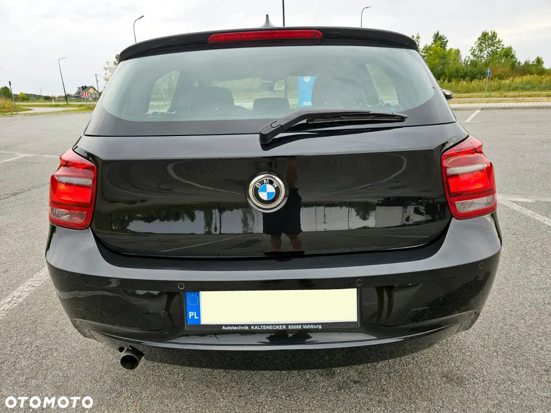 BMW Seria 1 114i - 25