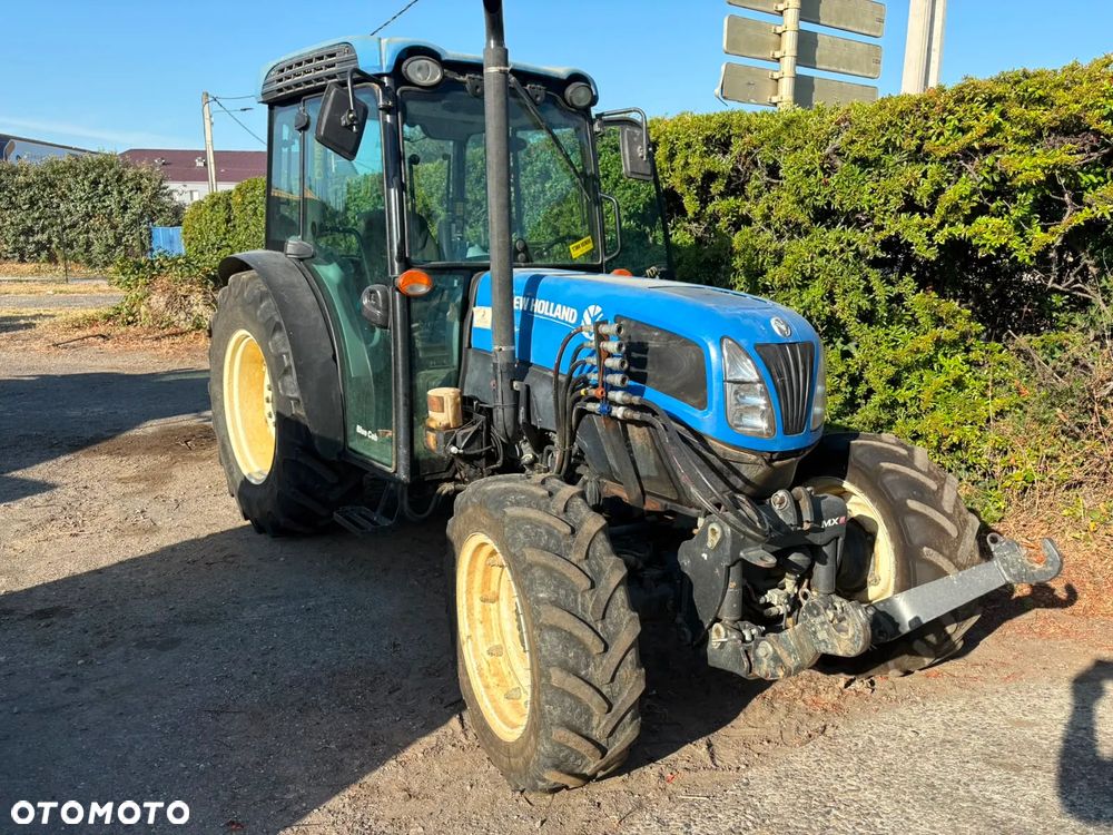 New Holland T4.95F - 1