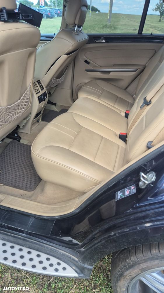 Mercedes-Benz ML - 18