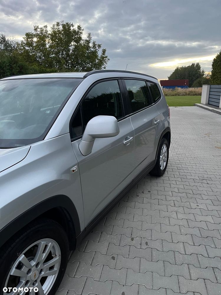 Chevrolet Orlando - 2