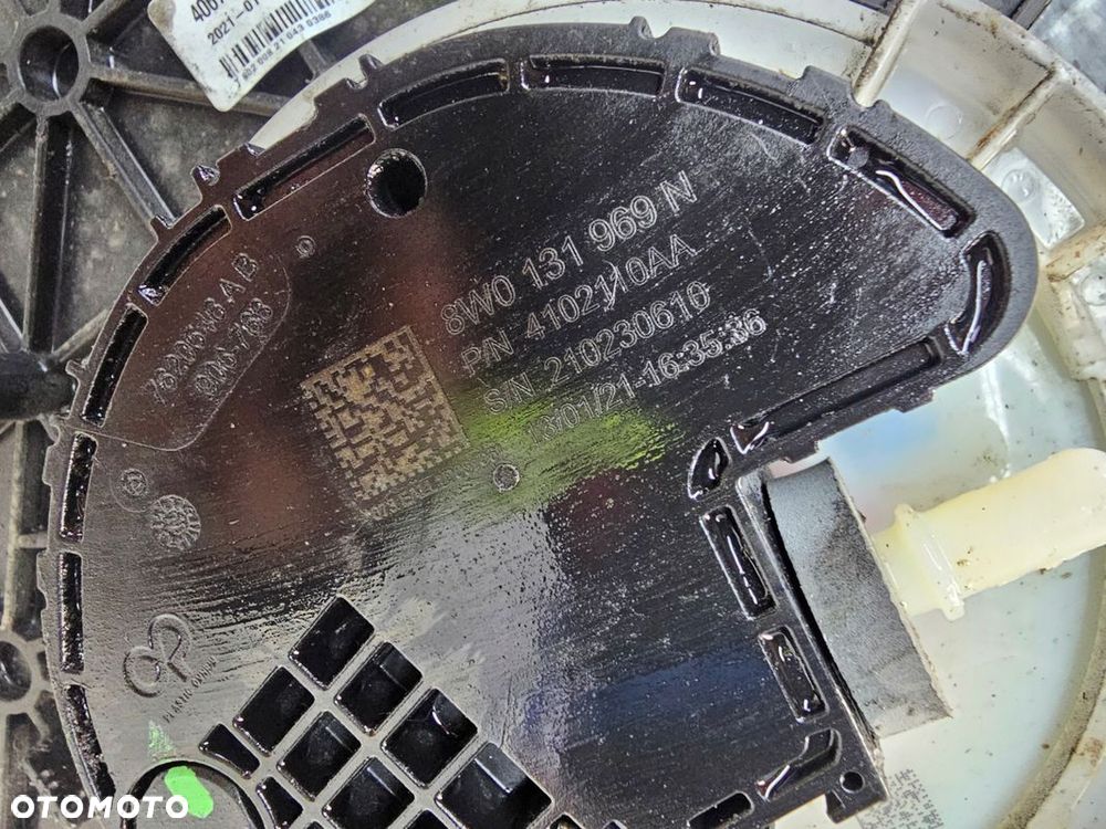 ZBIORNIK POMPA PŁYNU ADBLUE AUDI A4 B9 A5 8W 8W0131878BT 8W0131969N - 6