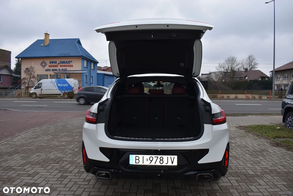 BMW X4 xDrive30i xLine - 6