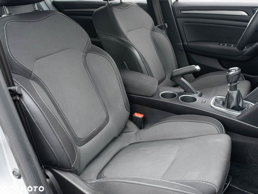 Renault Megane - 25