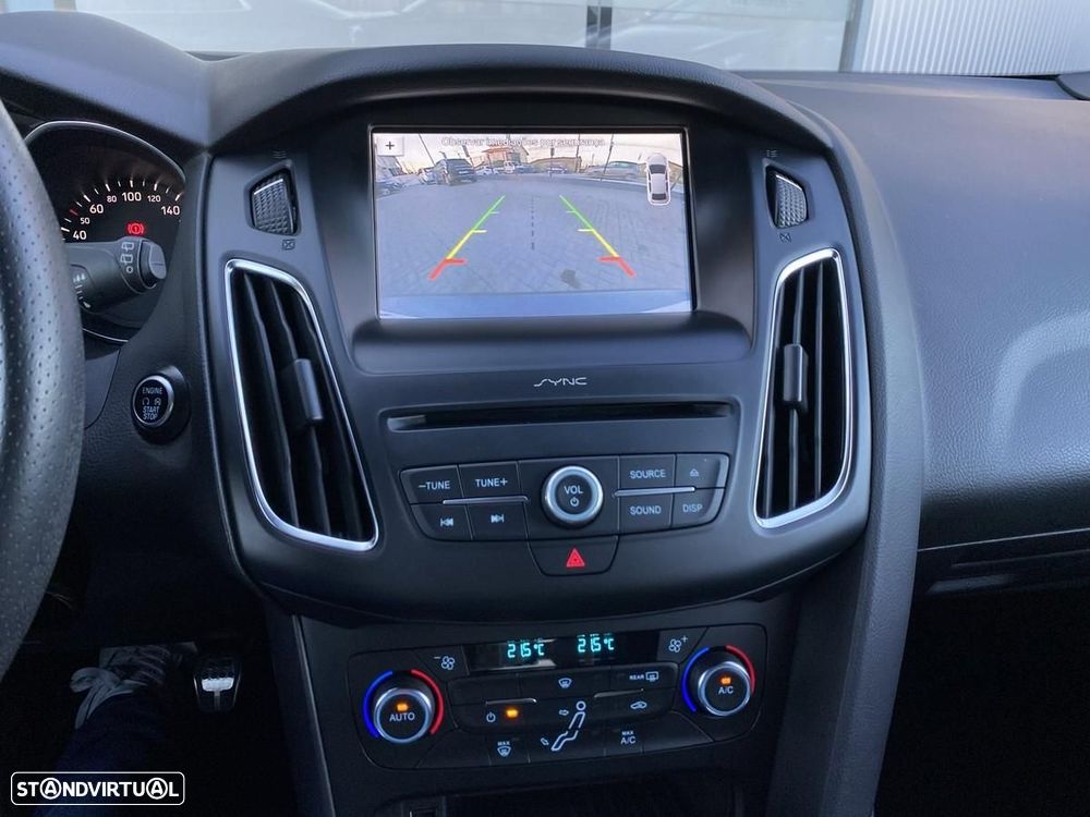 Ford Focus 1.5 TDCi ST-Line - 19
