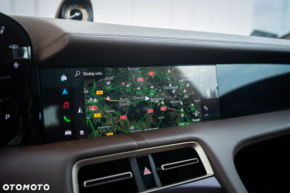 Porsche Taycan 4S Performance Plus - 12