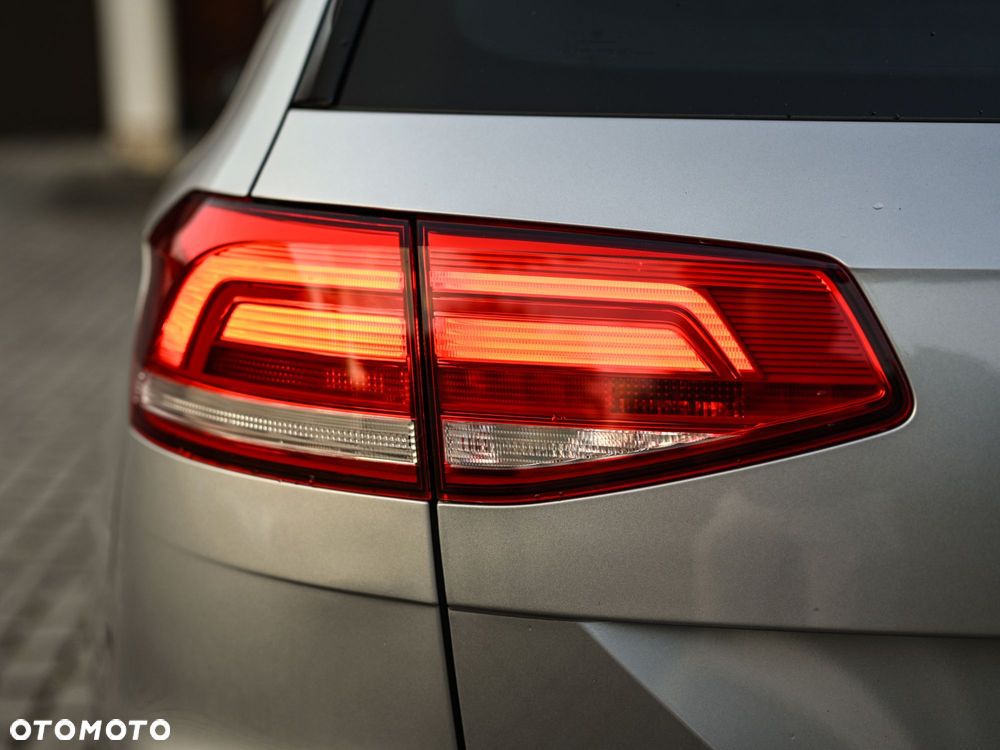 Volkswagen Passat 2.0 TDI BMT Comfortline DSG7 - 9