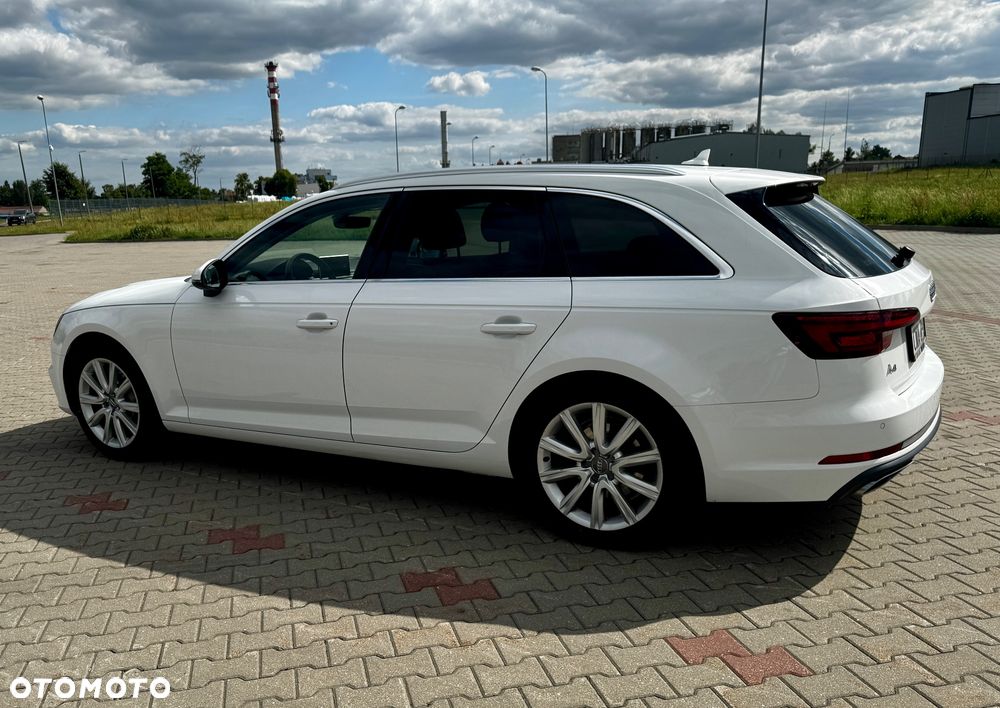 Audi A4 Avant 40 TDI S tronic - 6