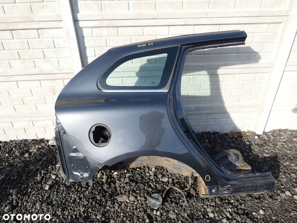 VOLVO XC60 I BŁOTNIK PRAWY TYŁ ĆWIARTKA PRAWA - 1
