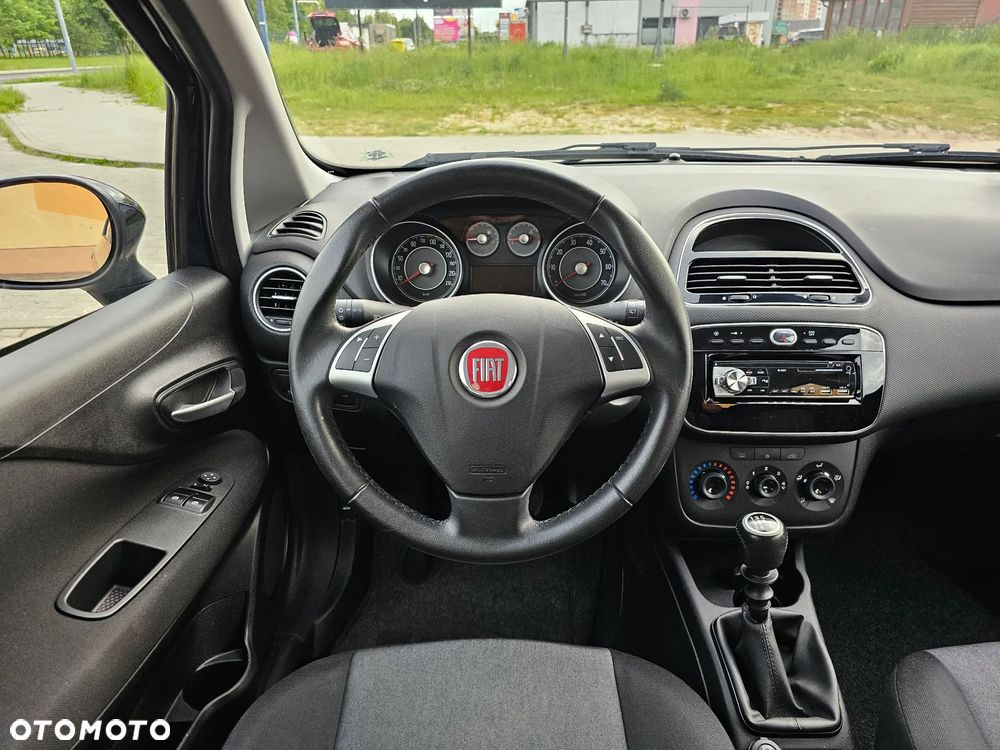 Fiat Punto 2012 - 19