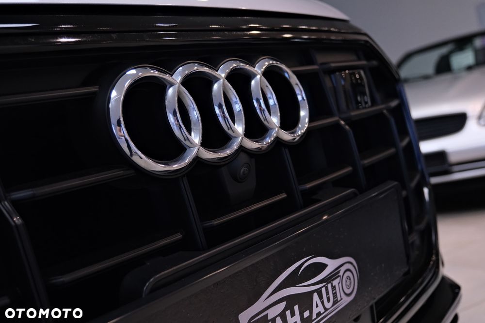 Audi Q8 55 TFSI quattro tiptronic - 5