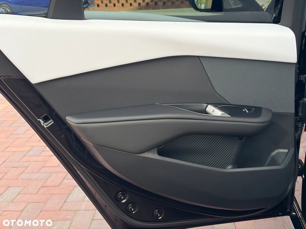 BMW i3 50 xDrive 113.4kWh - 31