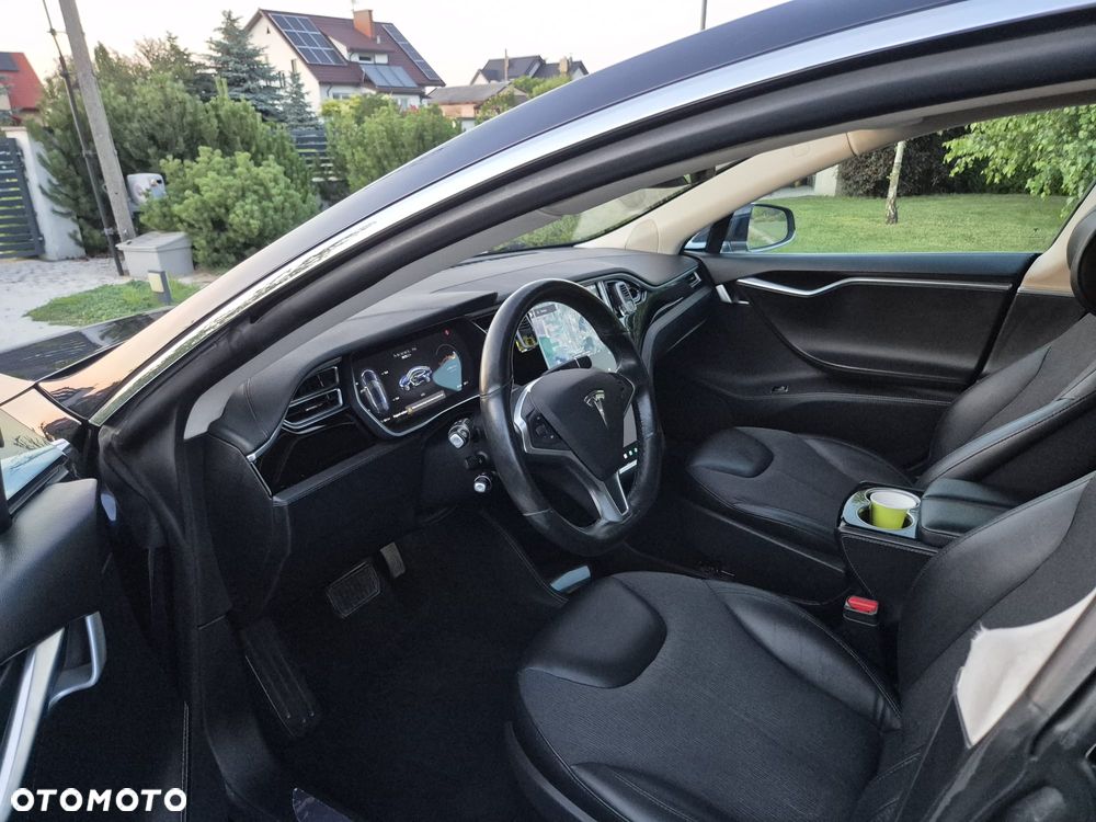 Tesla Model S 85D Allradantrieb - 8