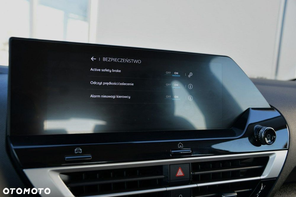 Citroën C4 1.2 PureTech Shine S&S - 31