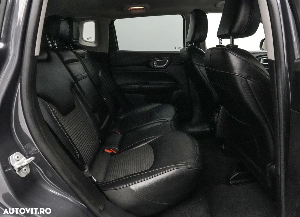 JEEP Compass 2023 — imagine 16