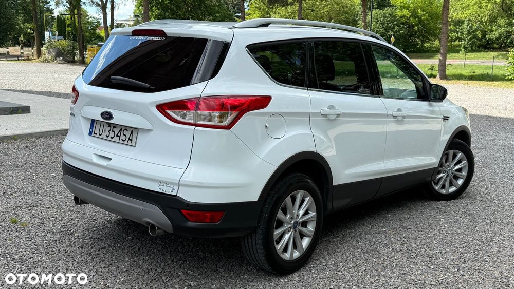Ford Kuga 2.0 TDCi 4x4 Titanium - 4