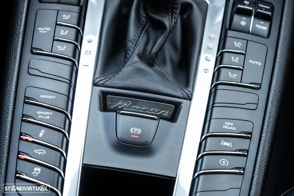 Porsche Macan - 25