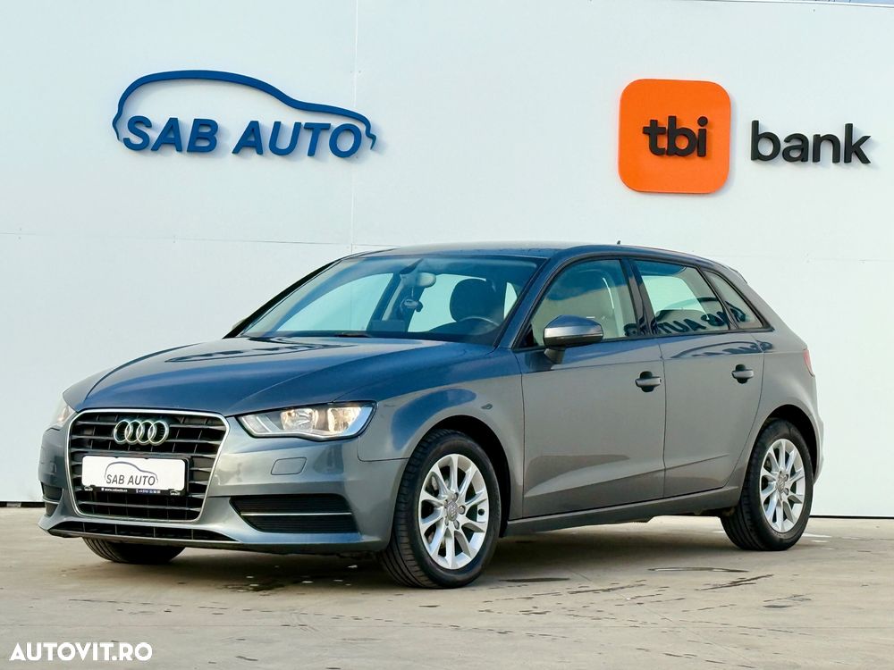 Audi A3 1.6 TDI S tronic Ambition - 2