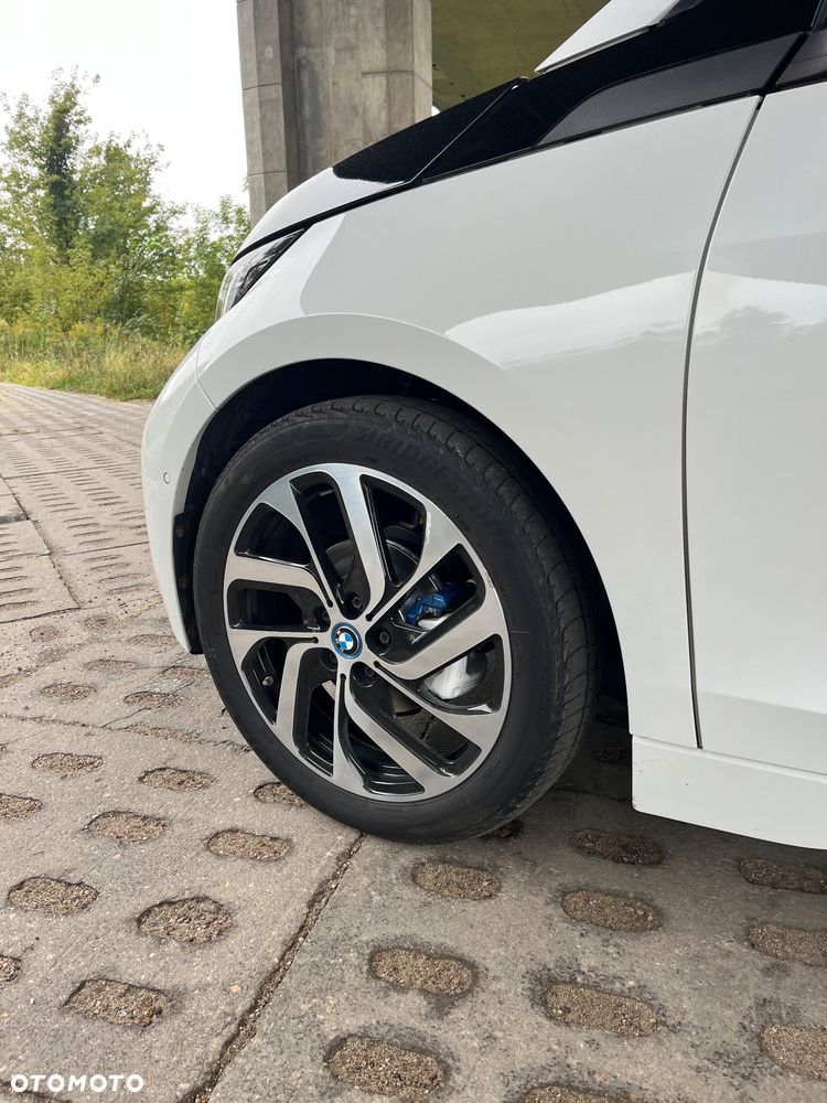 BMW i3 (60 Ah) - 28