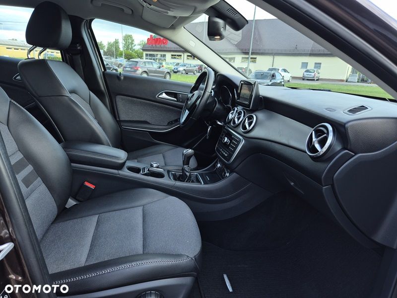Mercedes-Benz GLA 180 (CDI) d Style - 12