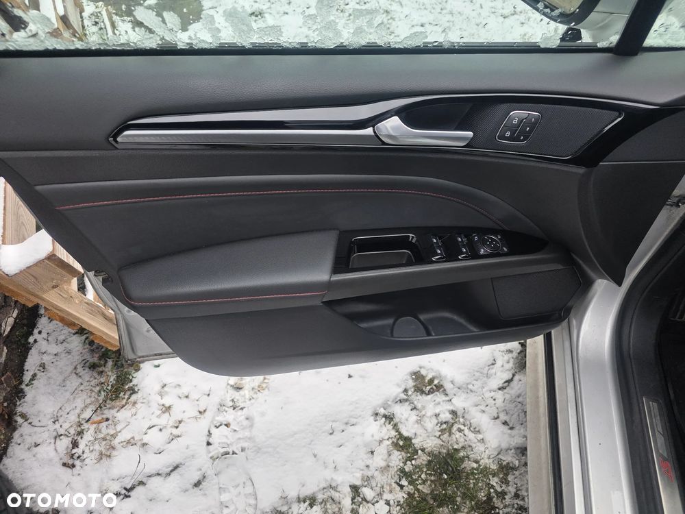 Ford Mondeo 2.0 EcoBlue ST-Line - 17