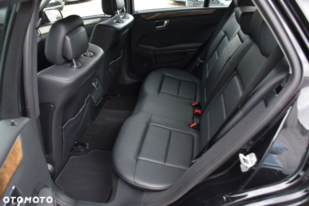 Mercedes-Benz Klasa E 350 4Matic Automatik Elegance BusinessEDITION - 7