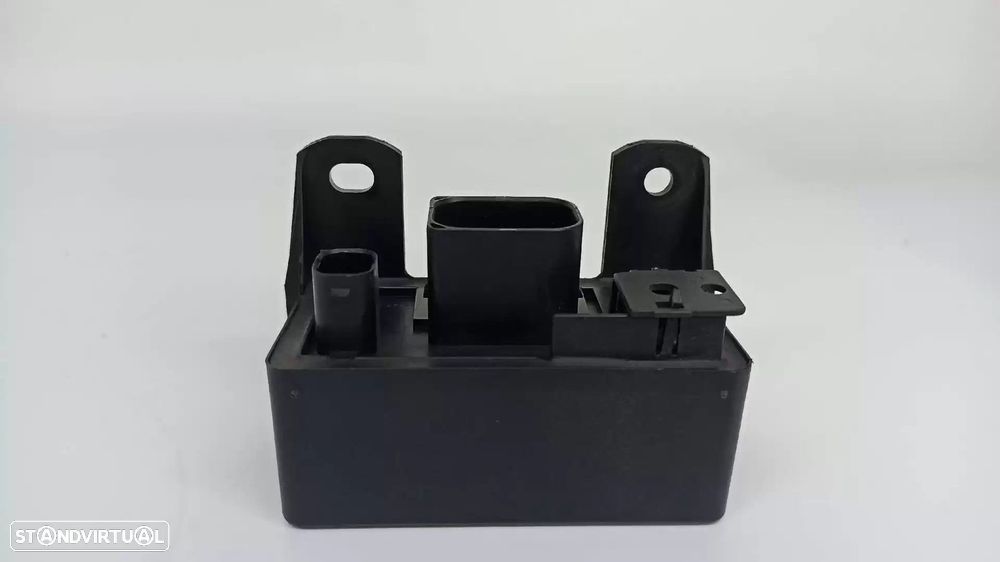 CAIXA PRÉ AQUECIMENTO MERCEDES-BENZ CLASSE C 2003 -A6461538491 - 2