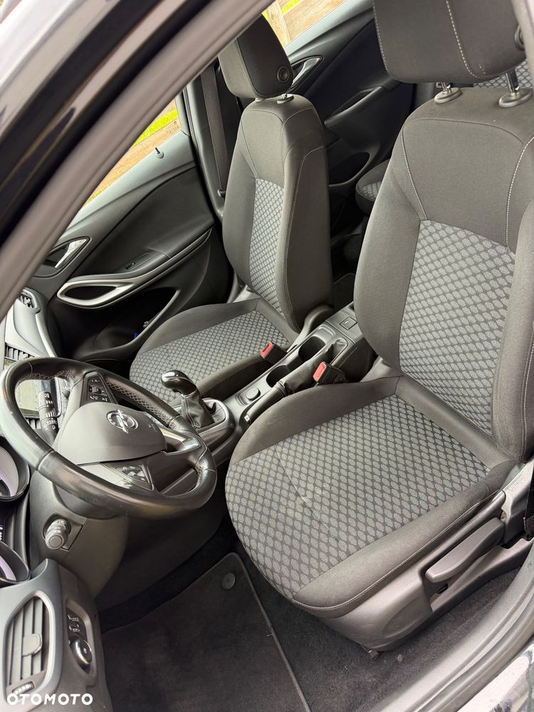 Opel Astra 1.6 CDTI Enjoy - 17
