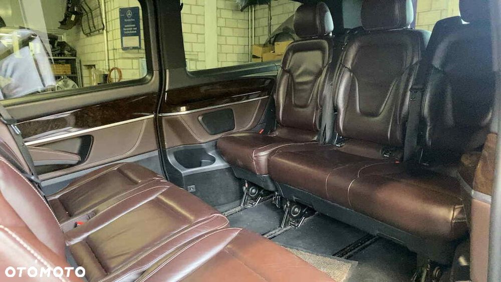 Mercedes-Benz Klasa V 250 (BlueTEC) d extralang 4Matic 7G-TRONIC Avantgarde - 9