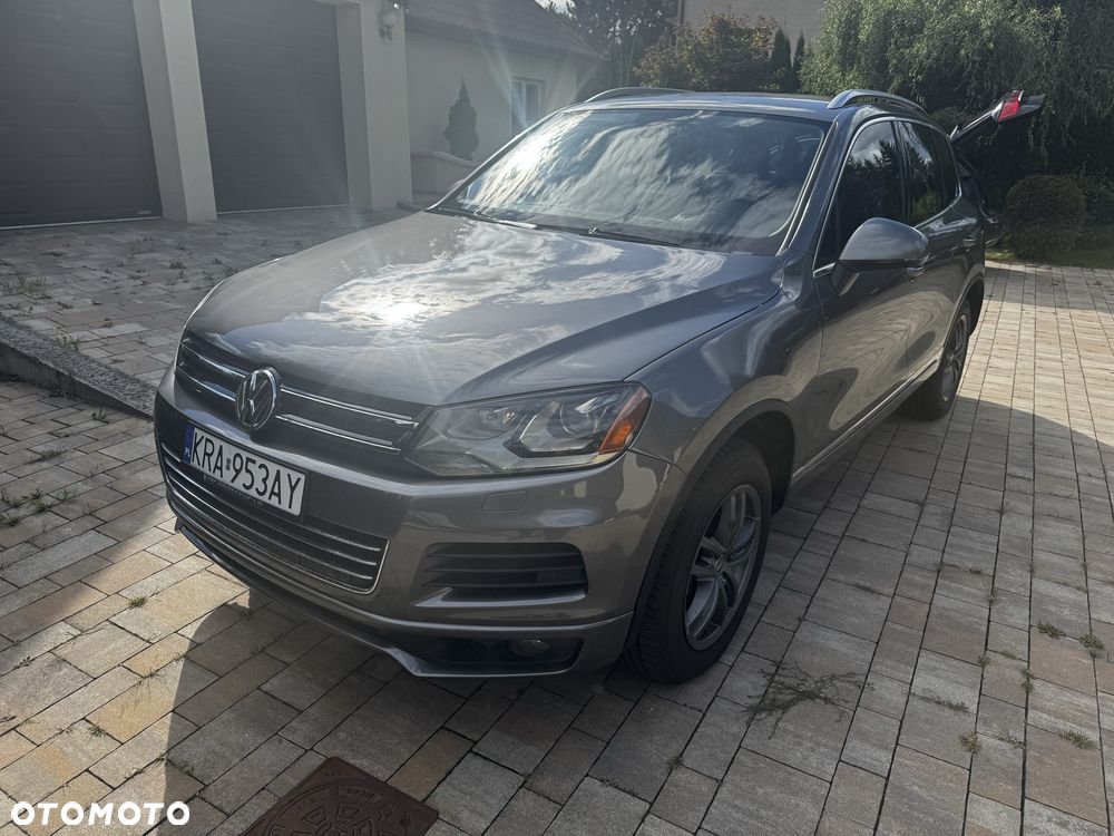Volkswagen Touareg - 2