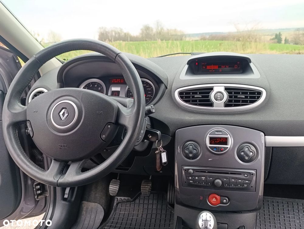 Renault Clio 1.2 16V Tech Run - 7