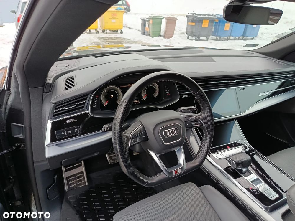 Audi Q8 - 23