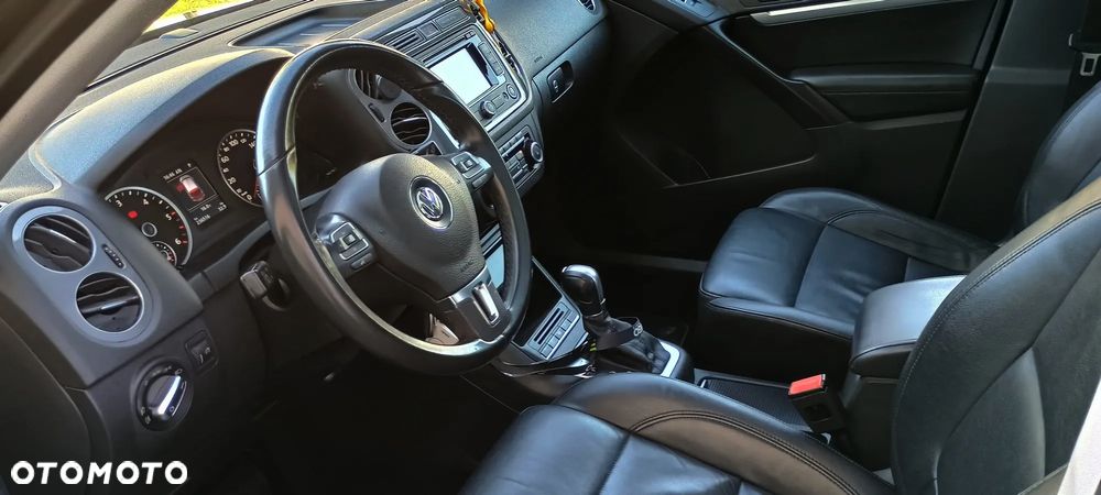 Volkswagen Tiguan 2.0 TDI DPF 4Motion BlueMotion Technology DSG Sport & Style - 13