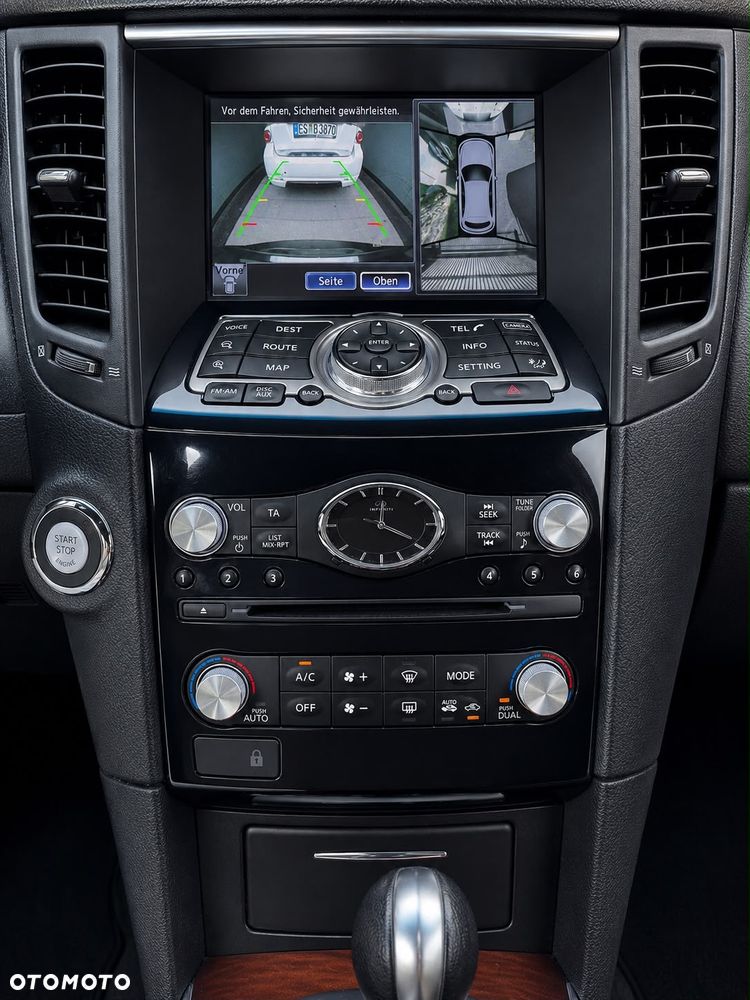 Infiniti FX FX30d S - 7
