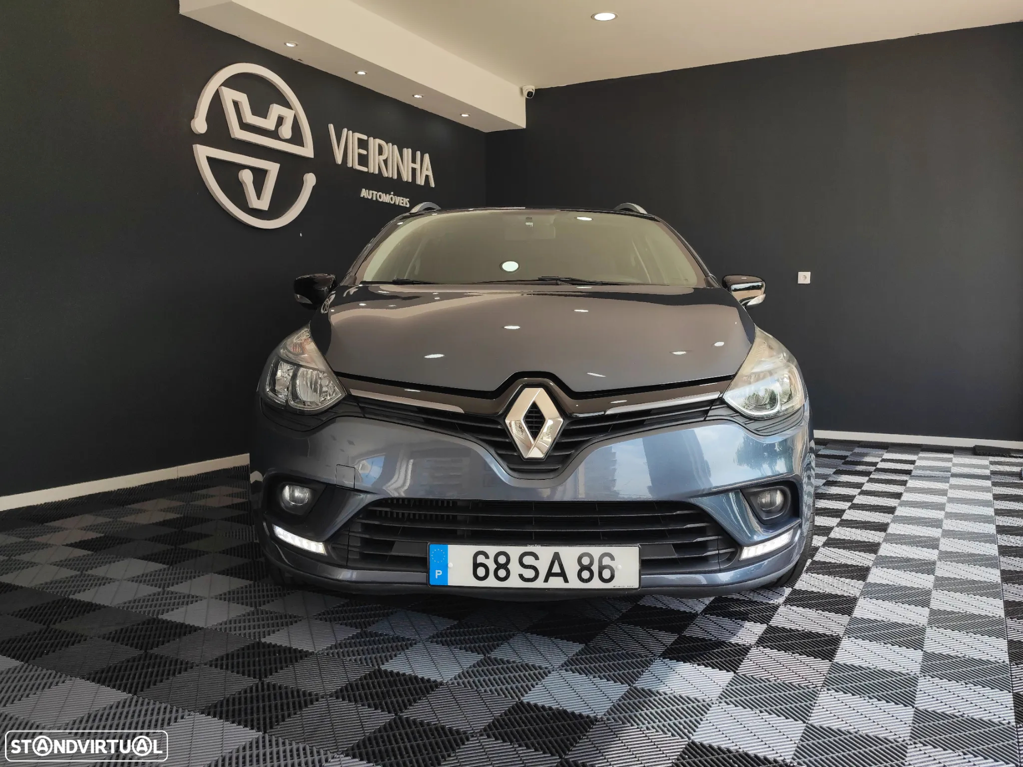 Renault Clio Sport Tourer 0.9 TCe Limited Edition - 4