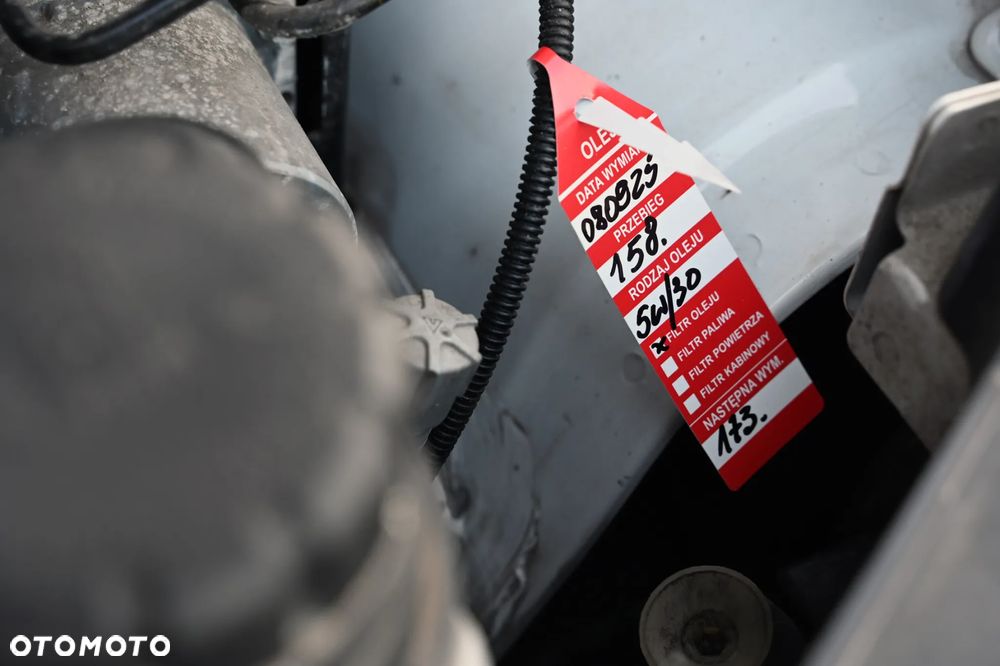 Mercedes-Benz Vito - 21