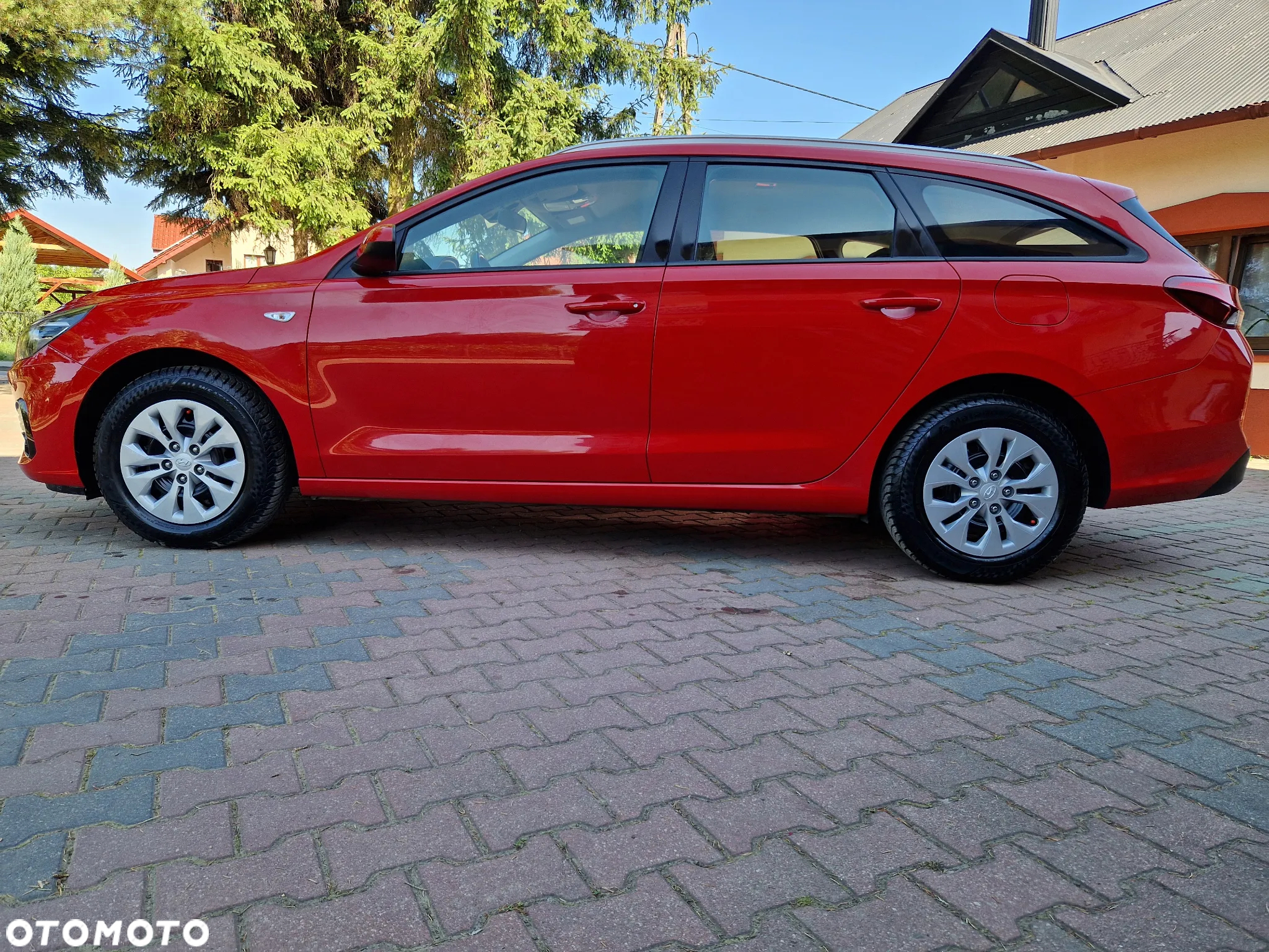 Hyundai i30 1.5 DPI Classic + - 5