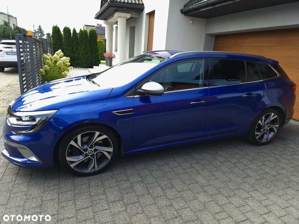 Renault Megane ENERGY TCe 205 EDC GT - 2