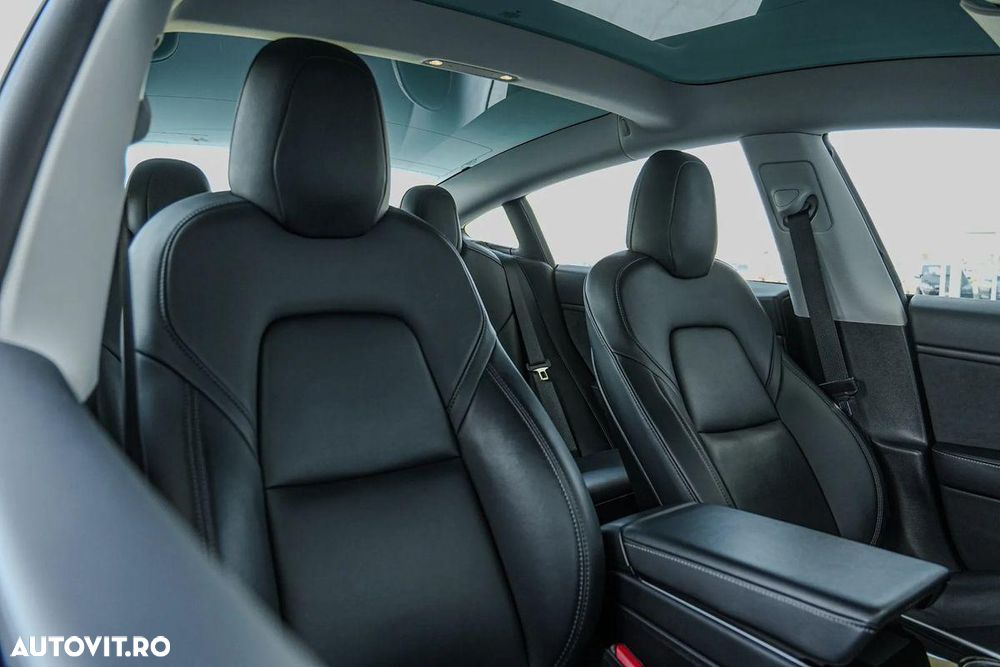 Tesla Model 3 Premium Langstreckenbatterie AWD Dual Motor - 9
