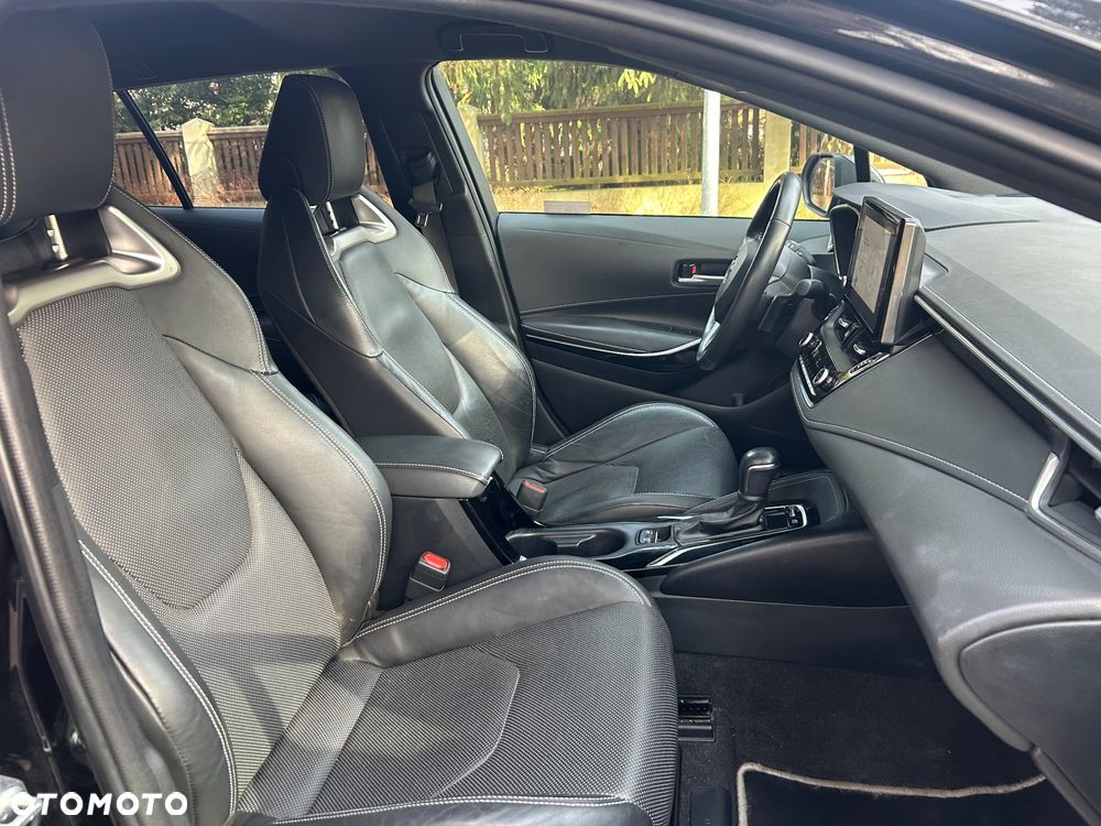 Toyota Corolla 2.0 Hybrid Executive - 20