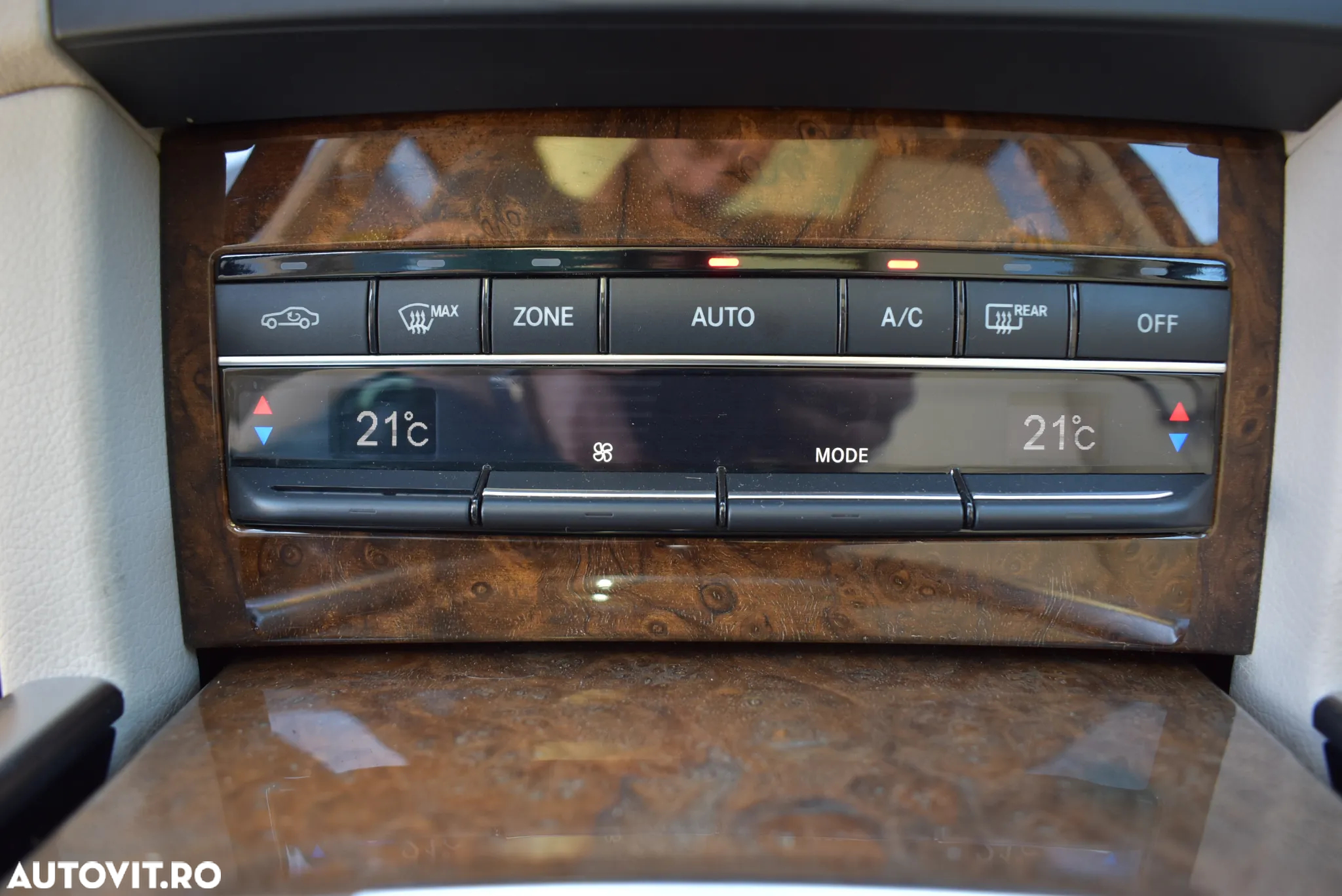 Mercedes-Benz E 250 CDI 4Matic - 11