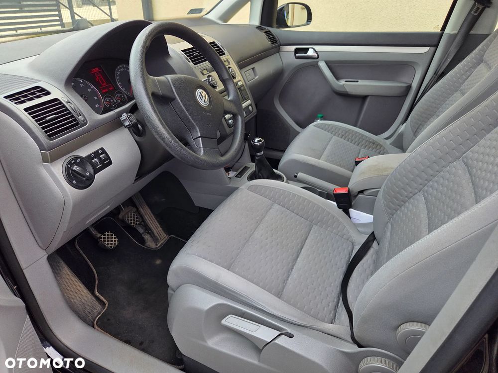 Volkswagen Touran 1.6 Trendline - 9