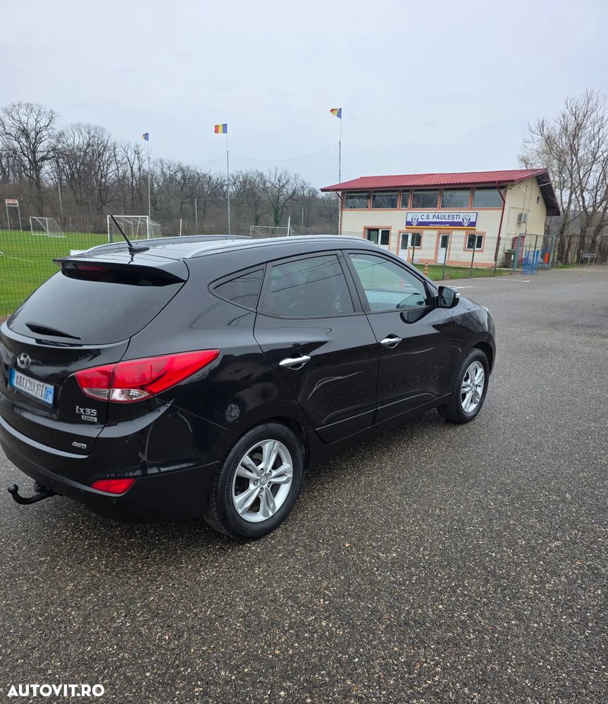 Hyundai ix35 2.0 CRDI 4WD Premium - 16