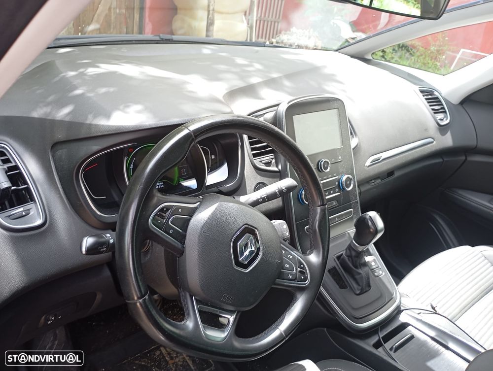 Renault Grand Scénic - 11