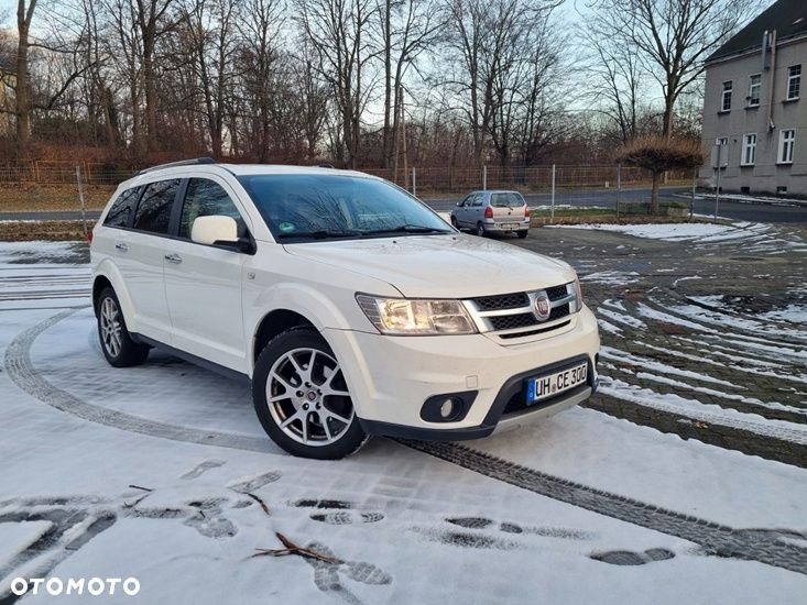 Fiat Freemont 2.0 Multijet 16V DPF Automatik Allrad Cross - 1